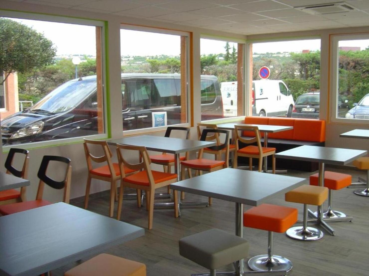 Ibis Budget Marseille Aeroport Provence Vitrolles  Exterior photo
